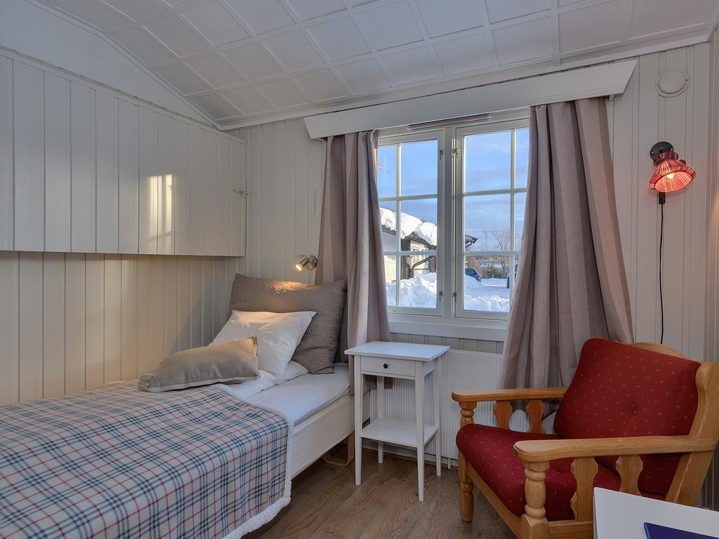 Hotel Gomobu Fjellstue Ron Exteriér fotografie